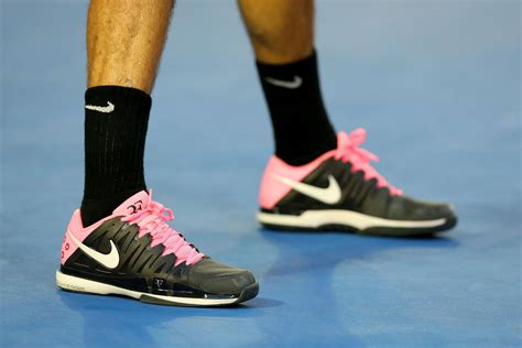 Roger federer defeats otte to reach third round. Rafa & Federer actual shoes - Malaysian Tennis Community ...
