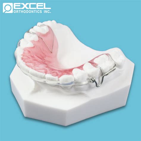 Clear Hawley Retainer