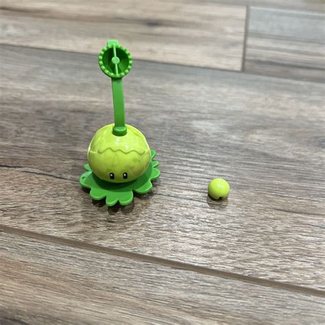 Plants Vs Zombies Cabbage Pult Figure Toy Video Game Ebay