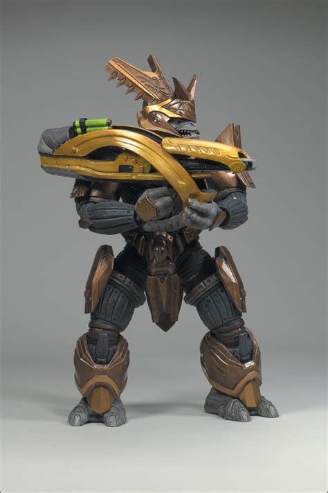 Halo 3 Brute War Chieftain Gold Action Figure Mc Farlane Toys O