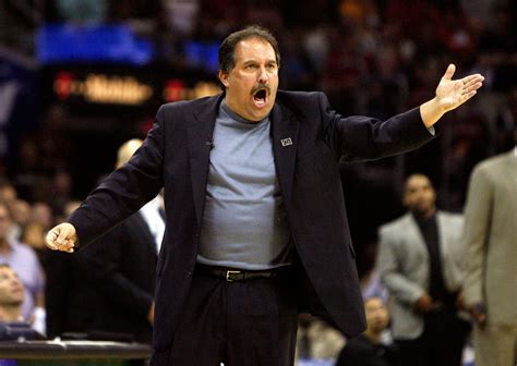 Former new orleans pelicans head coach stan van gundy reacts in the fourth quarter against the denver nuggets at ball arena. Stan Van Gundy : « On a beaucoup de travail, mais le ...