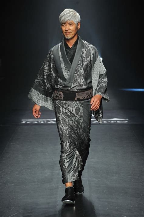 Men In Kimono Photo Tokyo Fashion Kimono Fashion Mens Fashion Male Kimono Men S Kimono