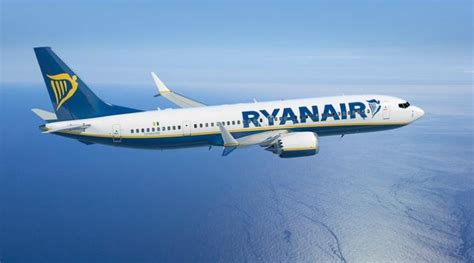 Ryanair is by far the biggest european customer for the max. Ryanair eerste klant voor nieuwe Boeing 737 MAX 200 ...
