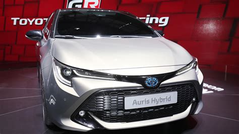 2019 Toyota Corolla Hybrid Hatchback Debuts In Geneva For Europe