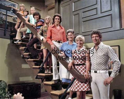 the brady bunch television show on stairs 8x10 photo american sitcom iconic tv 14 41 picclick