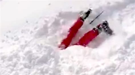 Skier Finds Someone Buried Alive In Snow Films Dramatic Rescue Scene