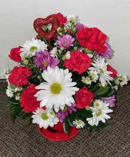 Cupid S Arrow Fhf V121335 Fresh Flower Arrangement Local Delivery Area Only In Elkton Md