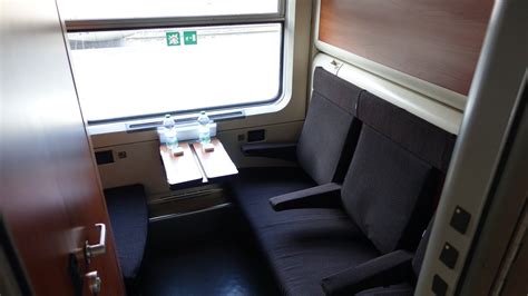 What's included in the amtrak sleeper train service? The Man in Seat 61 on Twitter: "On board the Paris-Venice ...