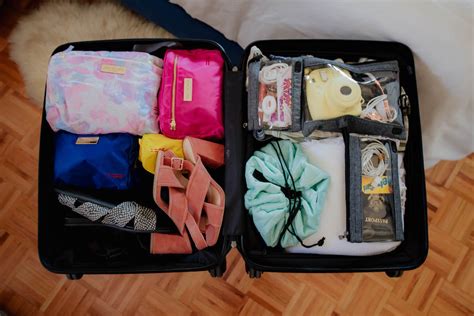 How To Pack An Organized Travel Bag With These Travel Accessories