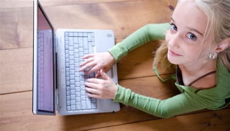 This enables the body's flight or fight response, creating a hyperarousal state. Negative Effects of Computer Games on Children | How To Adult