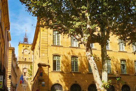 Place De Lhôtel De Ville Of Aix En Provence French Moments