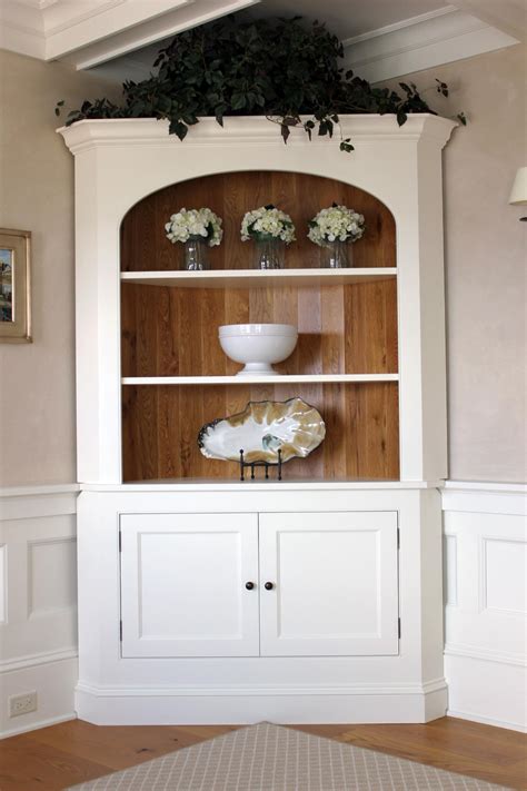 The top cabinet is accessed via two tall, arched doors and is outfitted with clear glass panels on the front. Eport Wood Products | Hutches and Servers | Dining room ...
