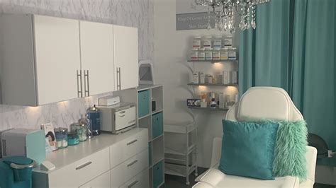 My Esthetician Room Tour Solo Aesthetician Very Detailed Youtube