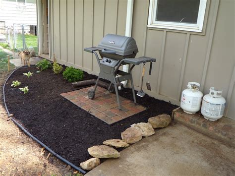Spray the ground with spray paint to mark off the border for your pavers. Our Beautiful Life: Backyard Beautification