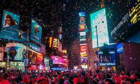 Burmistrz Nowego Jorku Sylwester Wraca Na Times Square Z Pełną Mocą