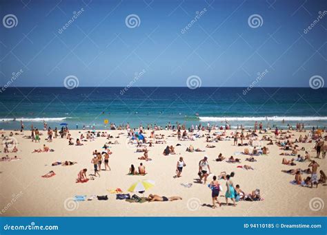 Bondi Beach Stock Image Image Of Sunshine Sunbathing
