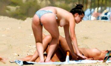 Adriana Torrebejano En Topless En La Playa De Chipiona JaqueMateAteos