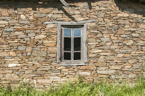 Window On Stone Wall Stock Image Image Of House Desolate 168621375