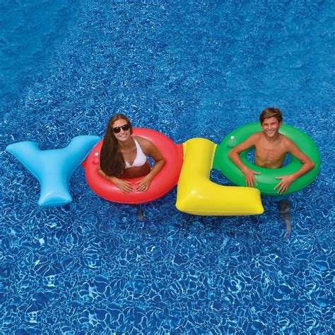 Unicorn Party Island Coolest Pool Floats 2018 Popsugar Home Photo 4