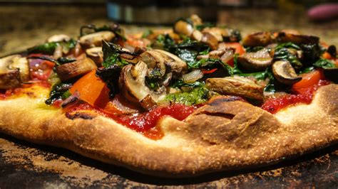 5 Vegan Pizza Recipes With Vegan Cheese To Die For