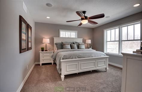 Little big adventure is the best place when you want about galleries to give you inspiration, we hope you can inspired with these very cool photos. Image result for tan carpet bedroom | Small master bedroom ...