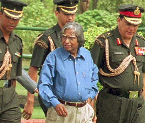 Jul 26, 2021 · apj abdul kalam was a prominent indian scientist who served as the 11th president of india from 2002 to 2007. Remembering India's Greatest Engineer - Life of Dr APJ ...