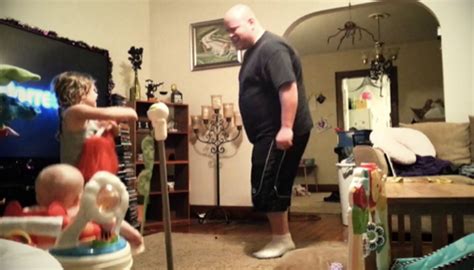 Mom Set Up This Hidden Cam To See What Dad Does When Shes Gone The Camera Caught This