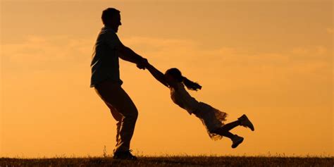 5 Cara Hubungan Ayah Dan Anak Makin Akrab