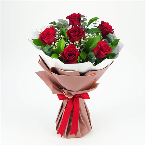 Online Bunch Of Beautiful 6 Red Rose T Delivery In Uae Ferns N Petals