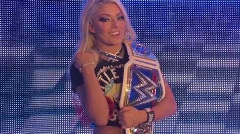 WWE Star Alexa Bliss Denies Naked Images Leaked Online Are Her As Paige