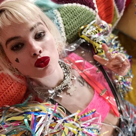 Margot Robbie Birds Of Prey Photo And Teaser Trailer • Celebmafia