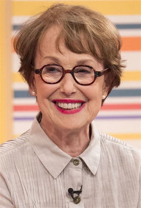 Una Stubbs Filmek Képek Díjak Személyiség Adatlap Mafabhu