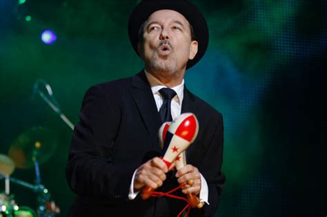 Rúben dos santos gato alves dias (born 14 may 1997), known as rúben dias (portuguese pronunciation: El fan alemán de Rubén Blades | Berlunes