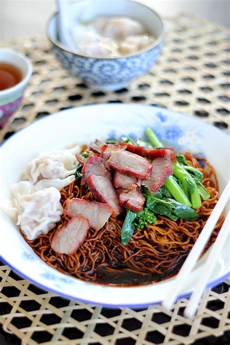 Thus, you would find that all the ingredients somehow gel better, whereas it is always said to be difficult to find the 'perfect' wanton mee. Malaysian Wonton Noodles (Wantan Mee) | Easy Delicious Recipes
