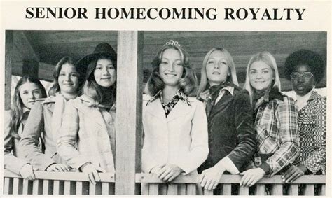 Miss Popularity In The 1970s 35 Vintage Photos Of Prom Queens And Their