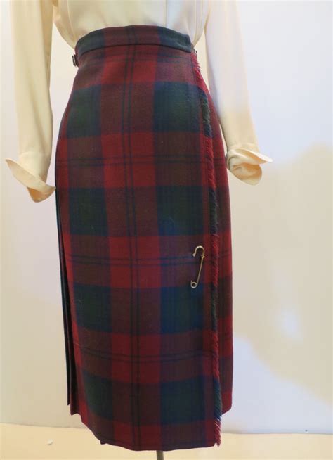 Plaid Wool Kilt Skirt Burgundy Green Scottish Tartan Back Hip Pleats