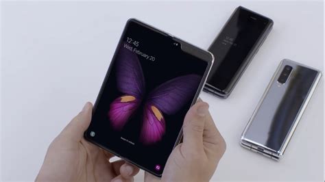 Samsung Galaxy Fold Gets Updated To Android 11 With One Ui 30