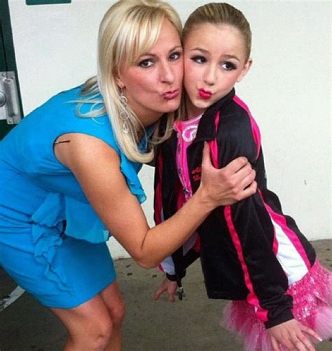 Christi Lukasiak With Babe Chloe Dance Moms Chloe Lukasiak Best Friends Whenever