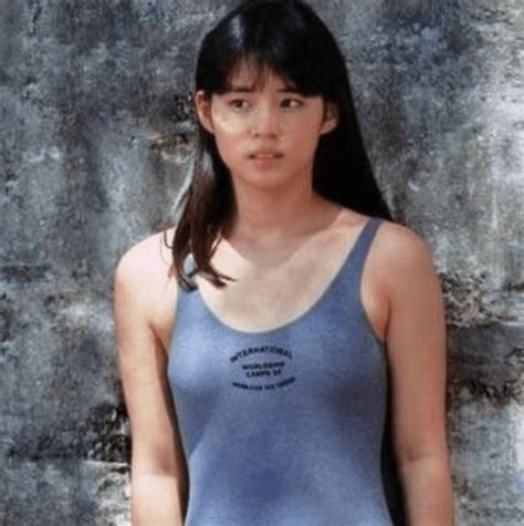 石田ゆり子の若い頃水泳選手でデビュー当時はキャンペーンガールaulii net