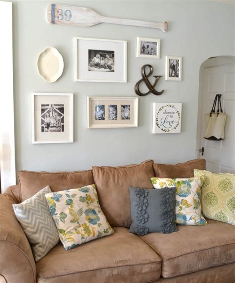Eye Catching And Creative Ideas How To Decorate Above The Sofa The