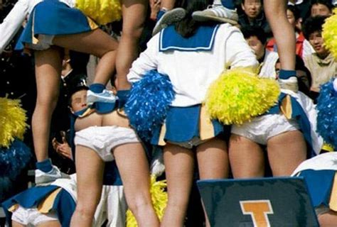 Cheerleader Fails Pics