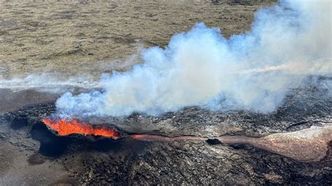 Icelandic Volcano Peril Grindavik Faces Evacuation As Eruption Threat