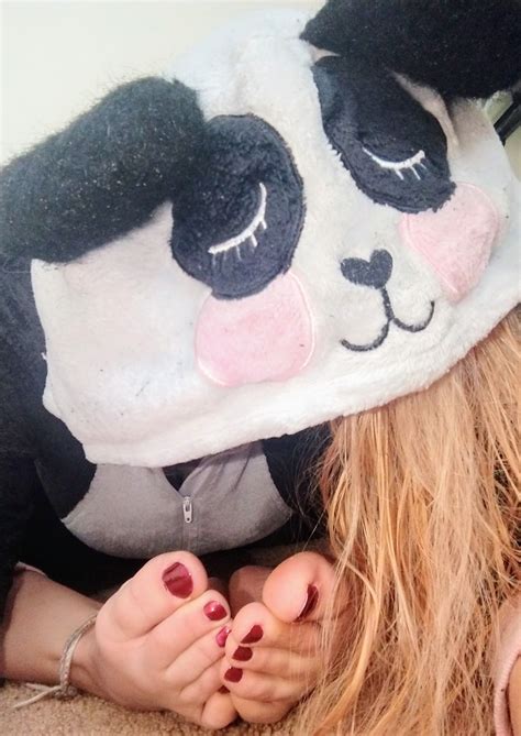 Panda Toes Need Love Too 😍🐼👣 Rfeet