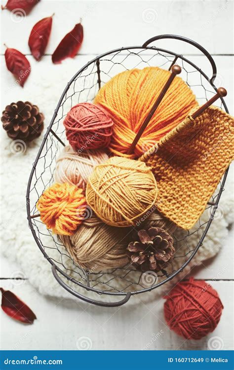 Knitting Needles And Yarn Stock Image Image Of Autumn 160712649