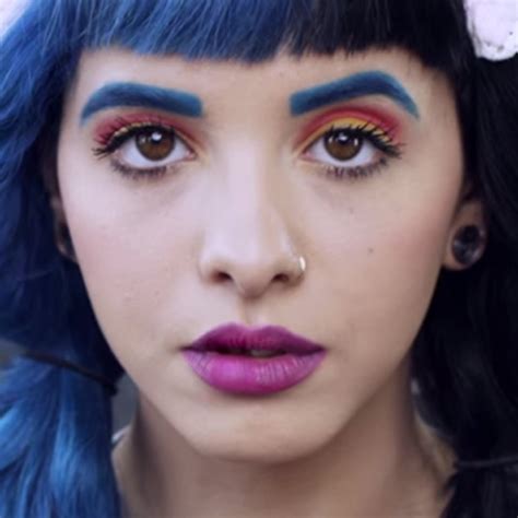 Melanie Martinez Makeup Taupe Eyeshadow And Blue Lipstick Steal Her Style