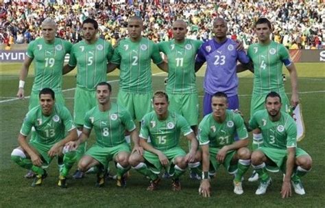 Les meilleures chansons de notre équipe nationale sur spotify. Foot-Algérien , Le quotidien du football