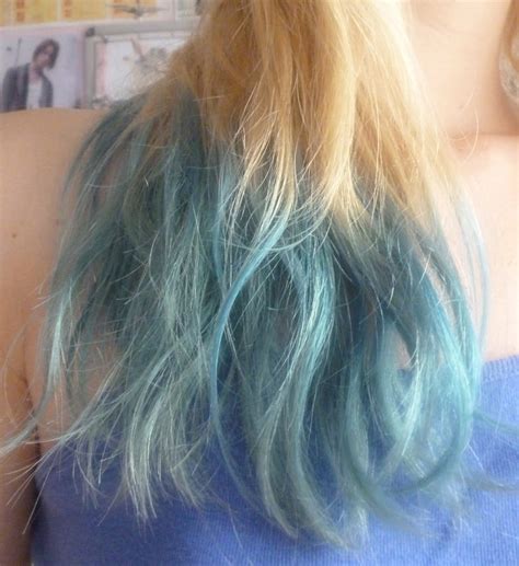 Welcome To The Madness~ Blue Dip Dye~