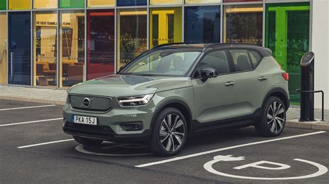 2021 Volvo Xc40 Recharge Buyers Guide Reviews Specs Comparisons