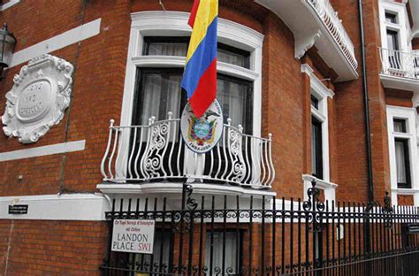 Cuánto gasta Ecuador en sus embajadas y consulados Plan V