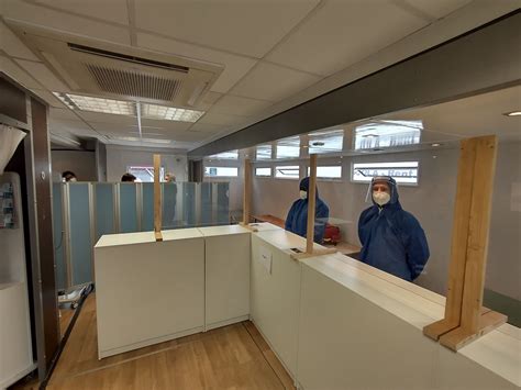Neben dem impfzentrum am alpspitzwellenbad betreibt der landkreis ein eigenes testzentrum. Neues Covid19-Testzentrum am Kölner Hauptbahnhof eröffnet ...